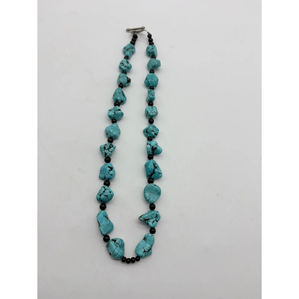 Chunky Turquoise Color Stone Necklace‎ 22 Inch Black Bead Accent Toggle Clasp